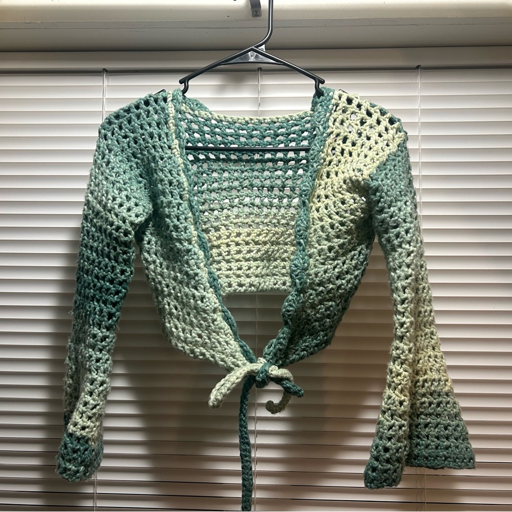 Crochet green tie front mesh crop top🧶